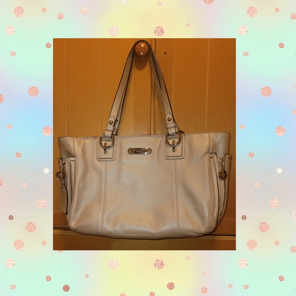 Coach Handbags - Authentic Coach Purse